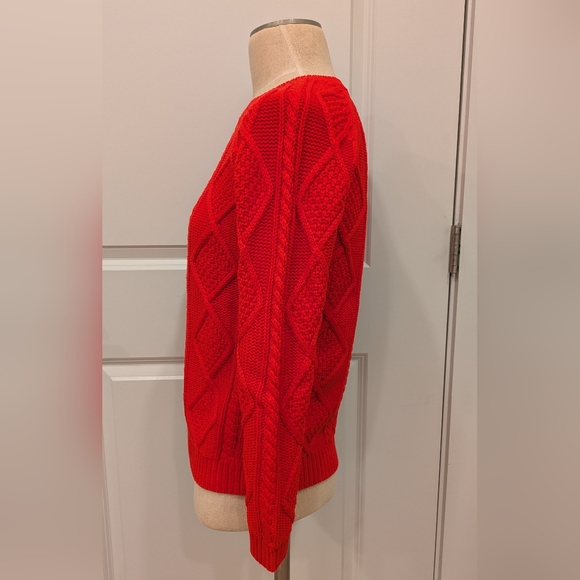 GAP Cable Knit Crewneck Sweater - Picture 2 of 6